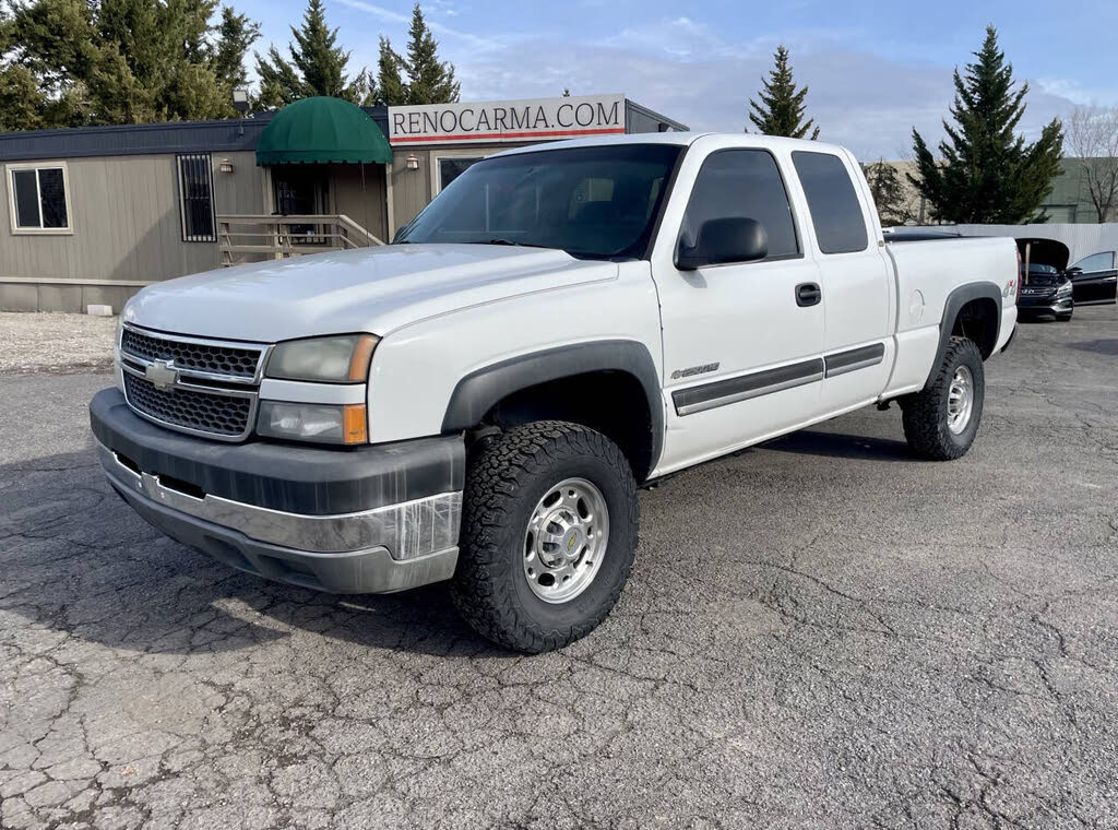 2005 Chevrolet Silverado 2500HD Extended Cab 4WD