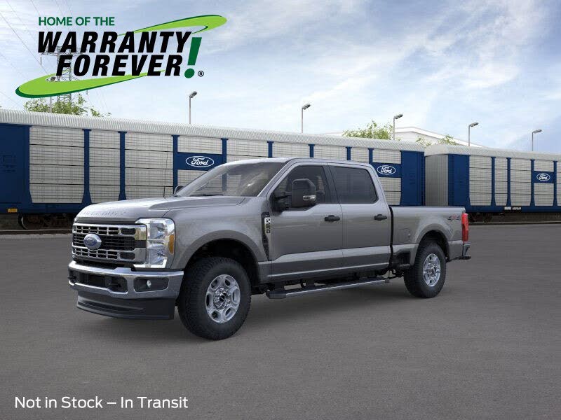 2026 Ford F-250 Super Duty XLT Crew Cab 4WD