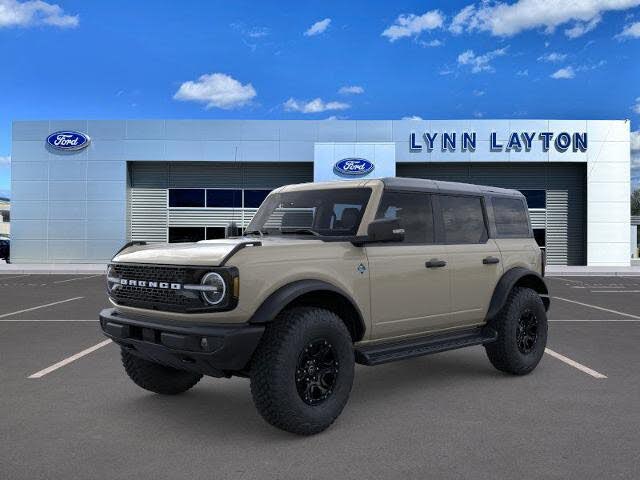 2025 Ford Bronco Outer Banks 4-Door 4WD