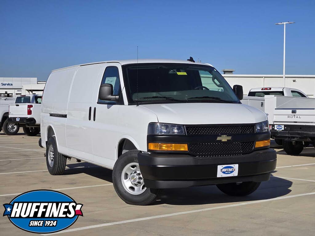 2026 Chevrolet Express Cargo 2500 RWD