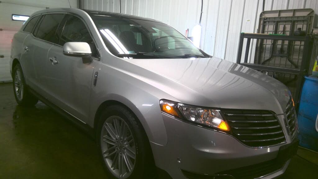 Lincoln MKT Reserve AWD 2018