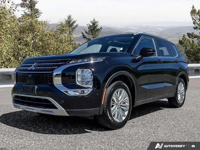 Mitsubishi Outlander SE S-AWC 2023