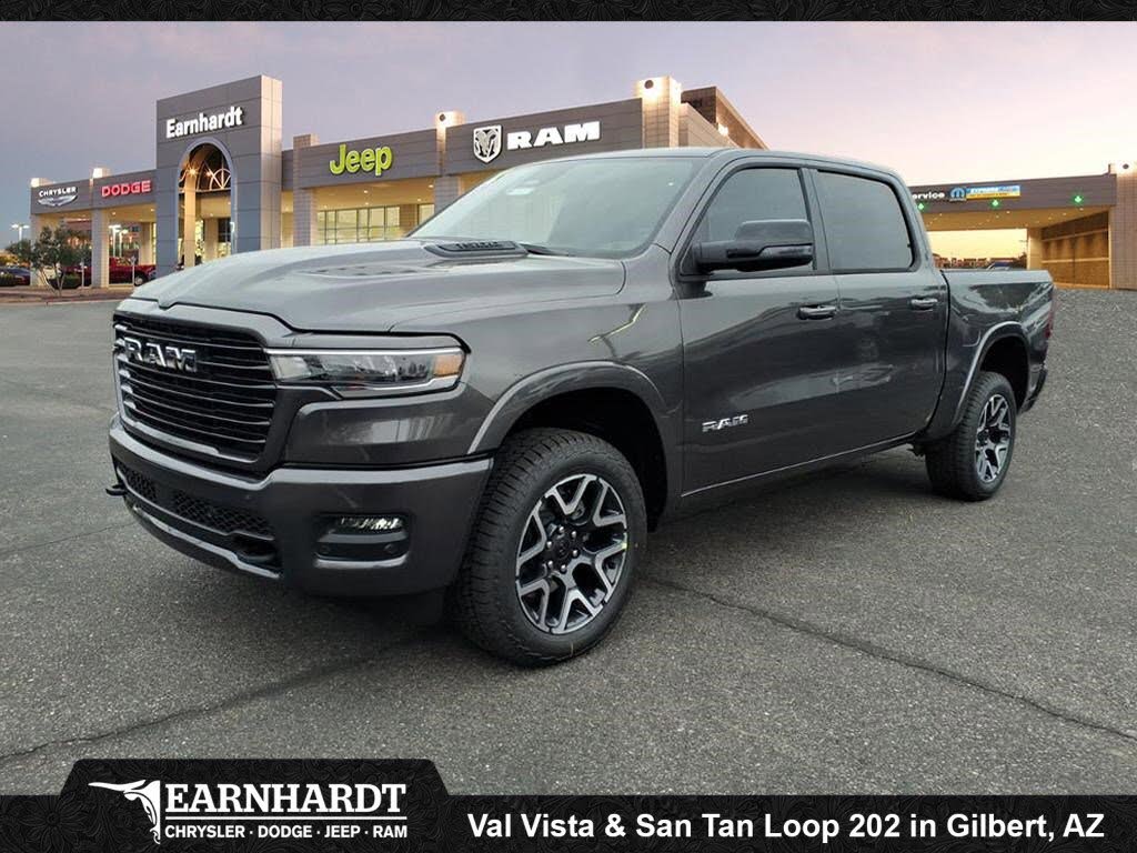 2026 RAM 1500 Laramie Crew Cab 4WD