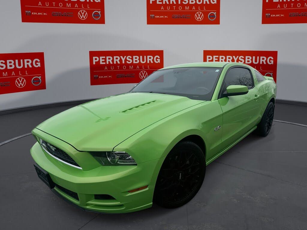 2013 Ford Mustang GT Premium Coupe RWD
