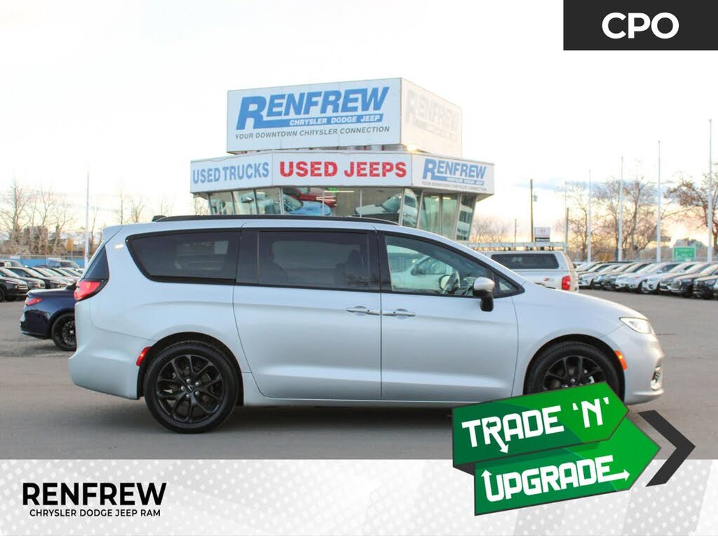 2023 Chrysler Pacifica Touring L FWD