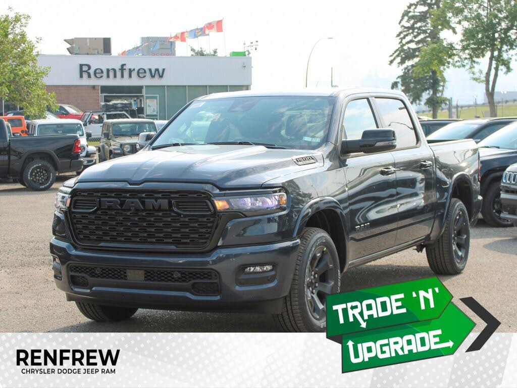 RAM 1500 Big Horn Crew Cab 4WD 2025