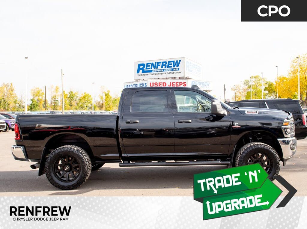 2025 RAM 3500 Tradesman Crew Cab 4WD