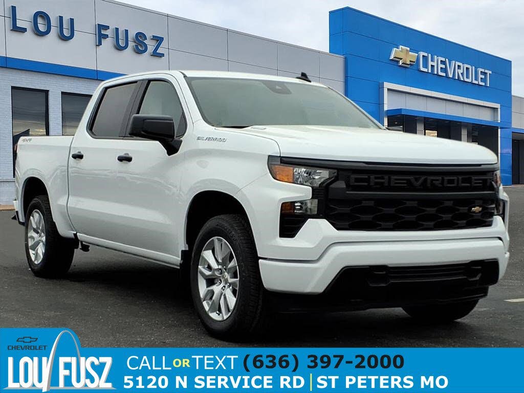 2026 Chevrolet Silverado 1500 Custom Crew Cab 4WD