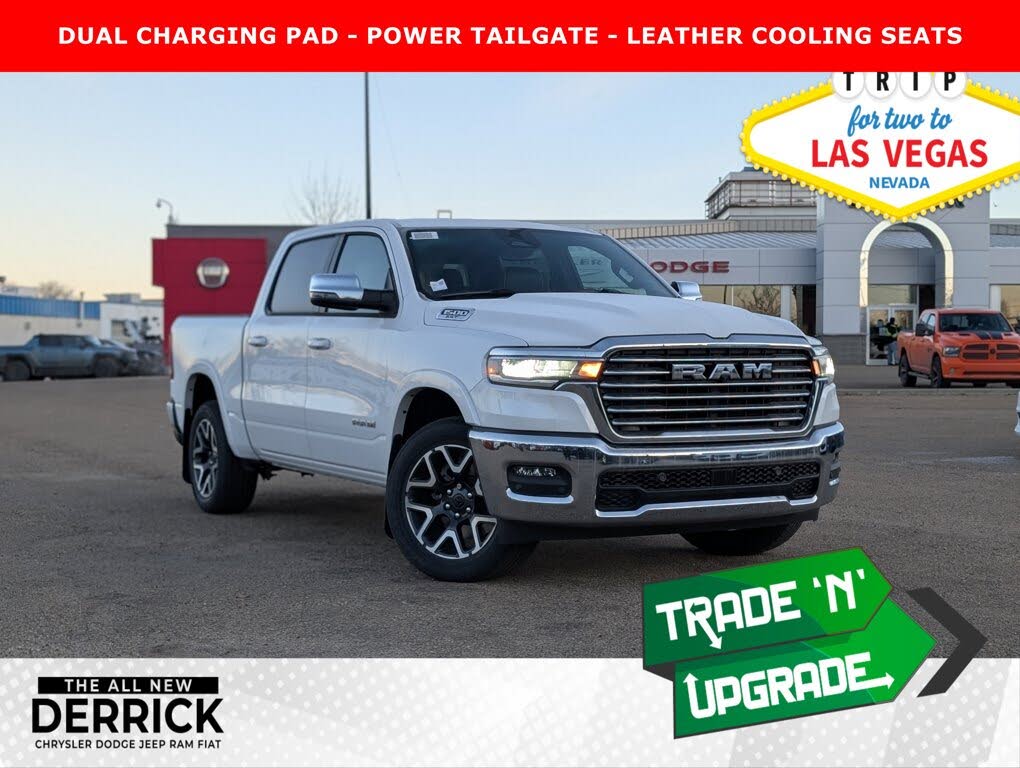 2025 RAM 1500 Laramie Crew Cab 4WD