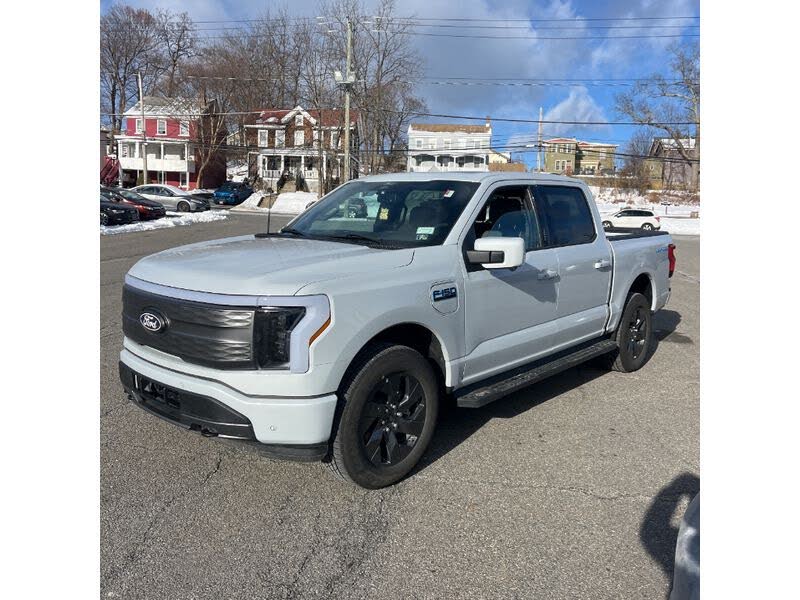 2025 Ford F-150 Lightning Lariat SuperCrew AWD
