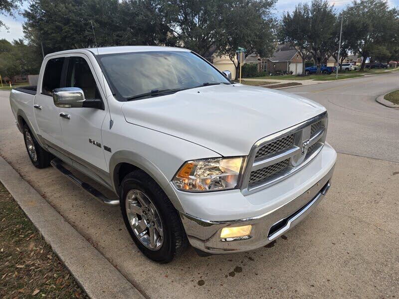 2010 Dodge RAM 1500 Laramie Crew Cab RWD