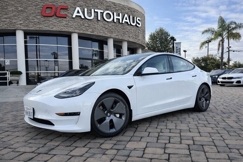 2022 Tesla Model 3 RWD