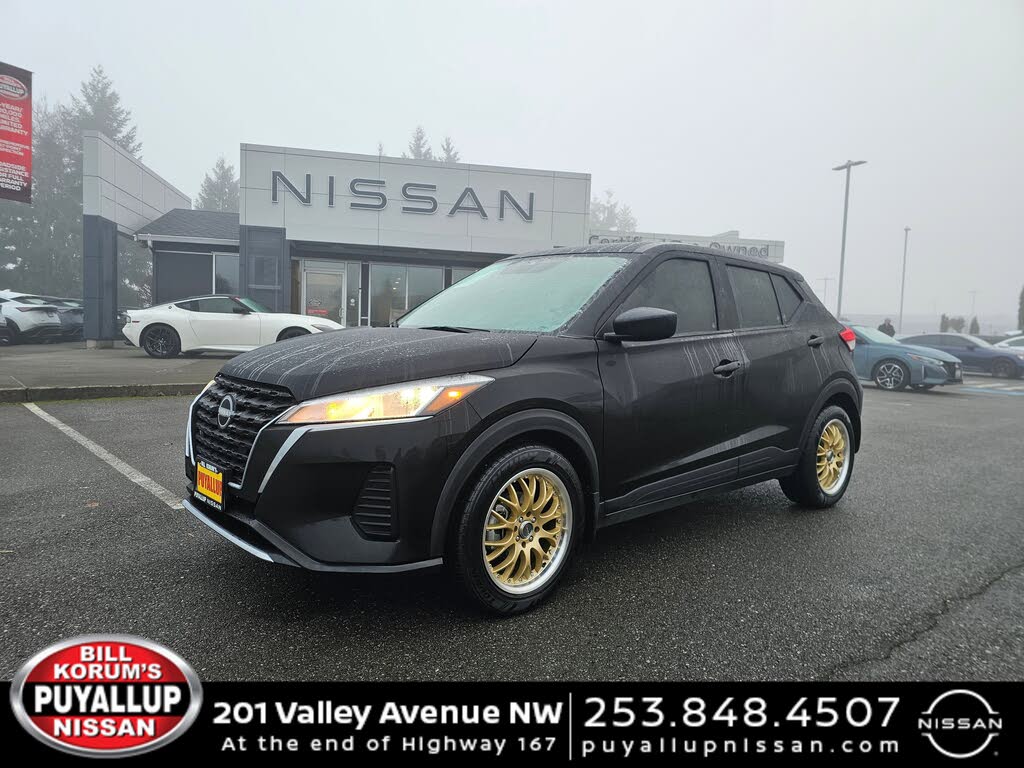 2024 Nissan Kicks S FWD