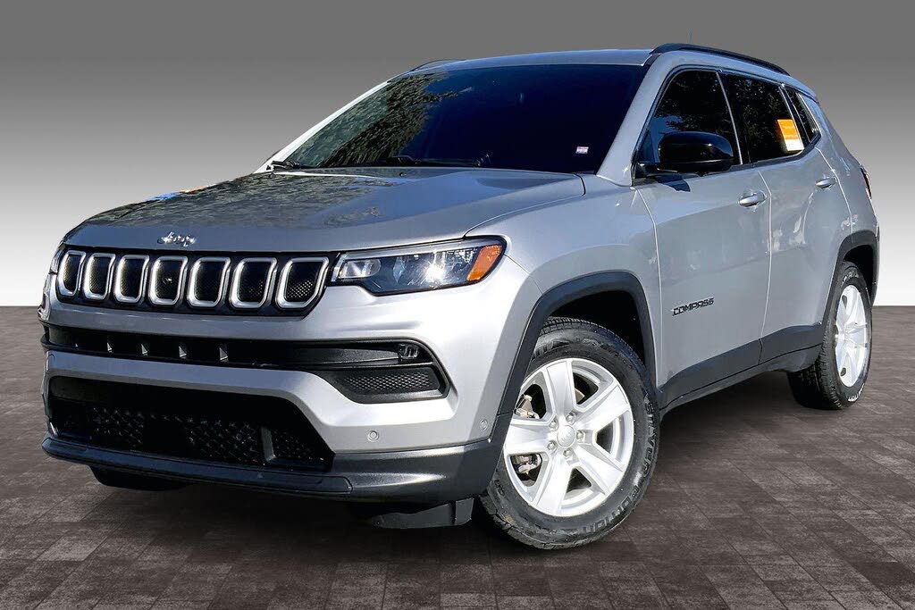 2022 Jeep Compass Latitude FWD