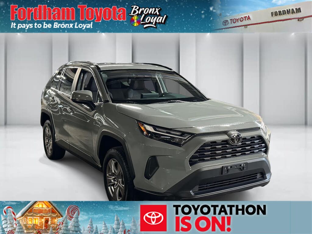 2022 Toyota RAV4 XLE AWD