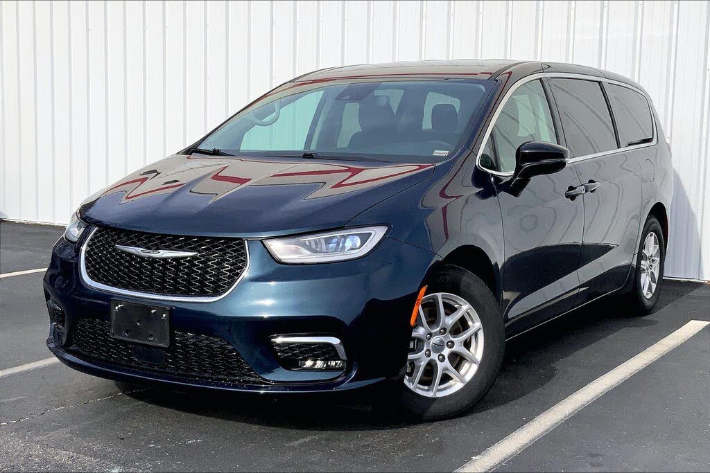 2024 Chrysler Pacifica Touring L FWD