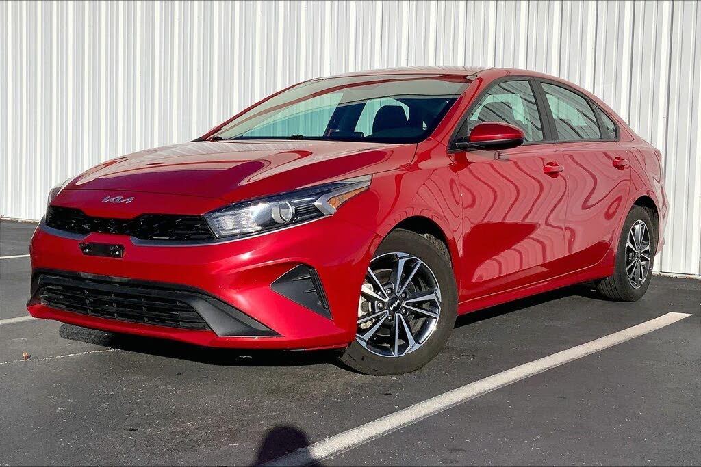 2024 Kia Forte LXS FWD