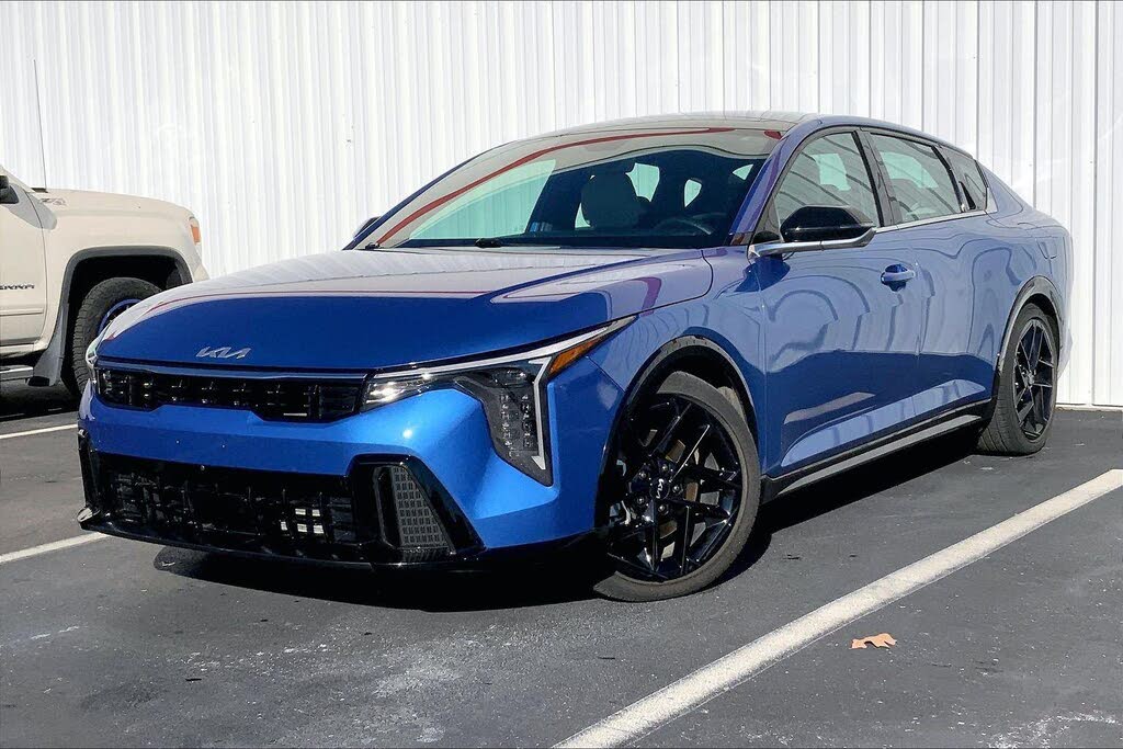 2025 Kia K4 GT-Line Turbo FWD