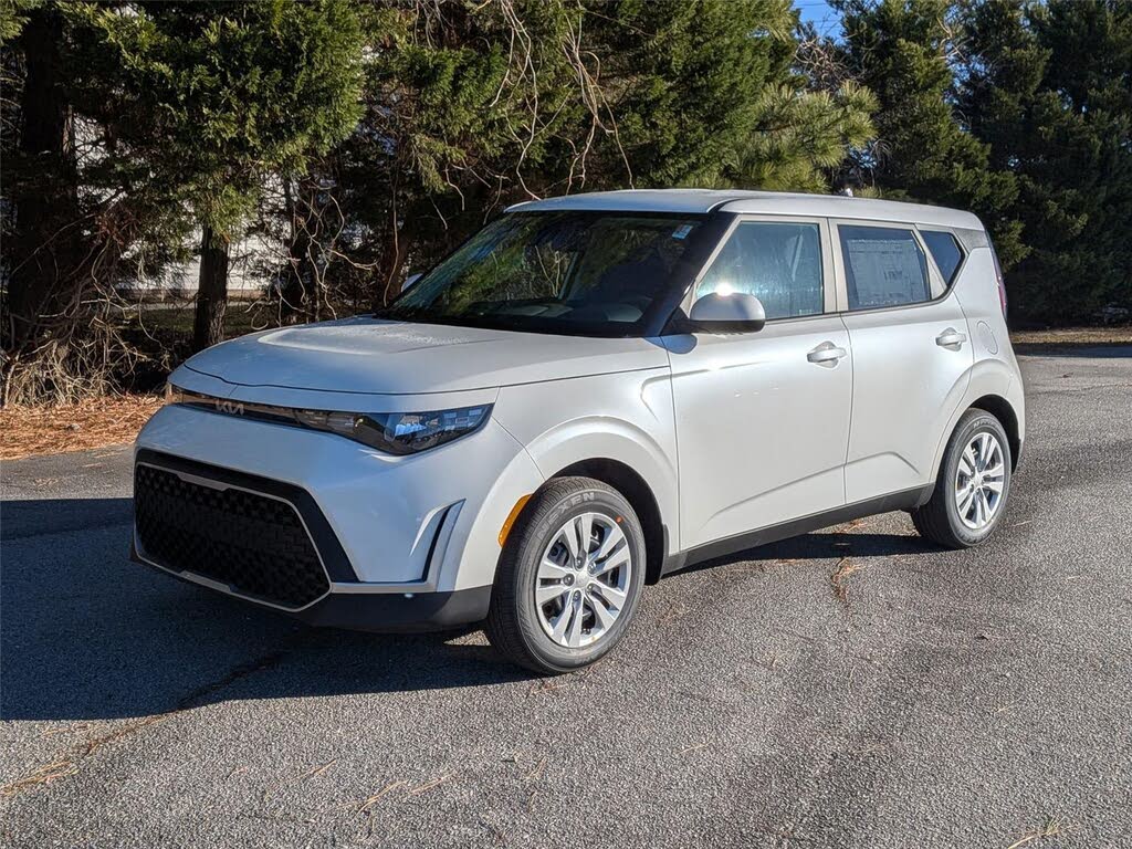 2025 Kia Soul LX FWD