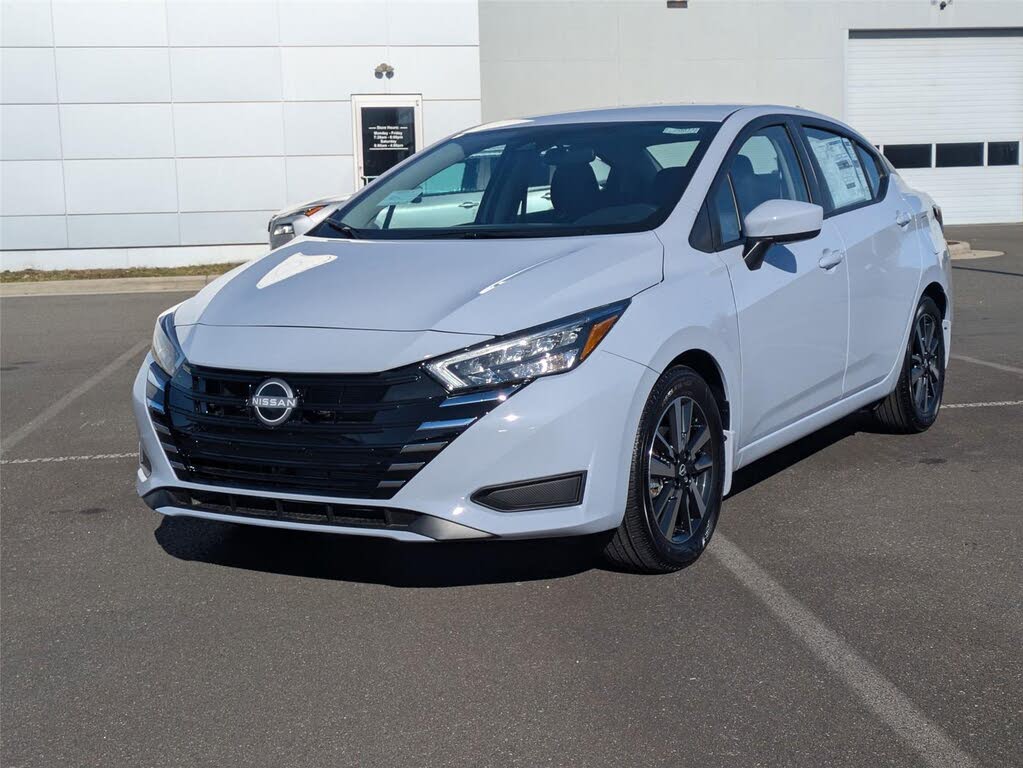 2025 Nissan Versa SV FWD