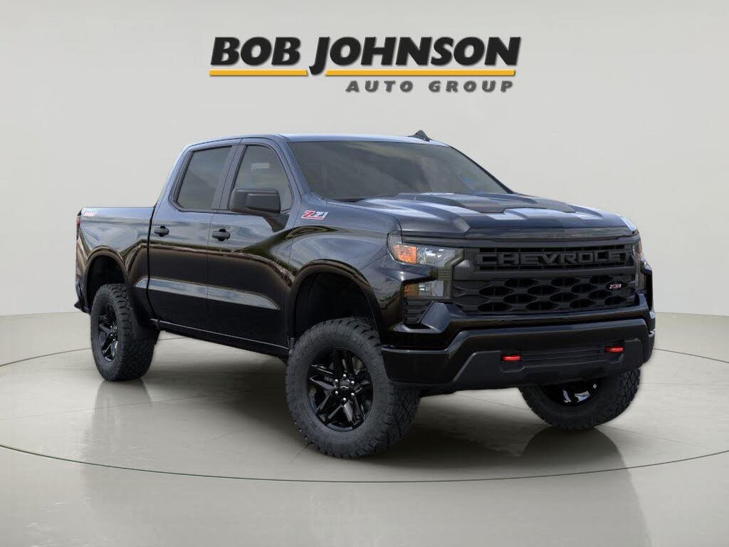 2026 Chevrolet Silverado 1500 Custom Trail Boss Crew Cab 4WD