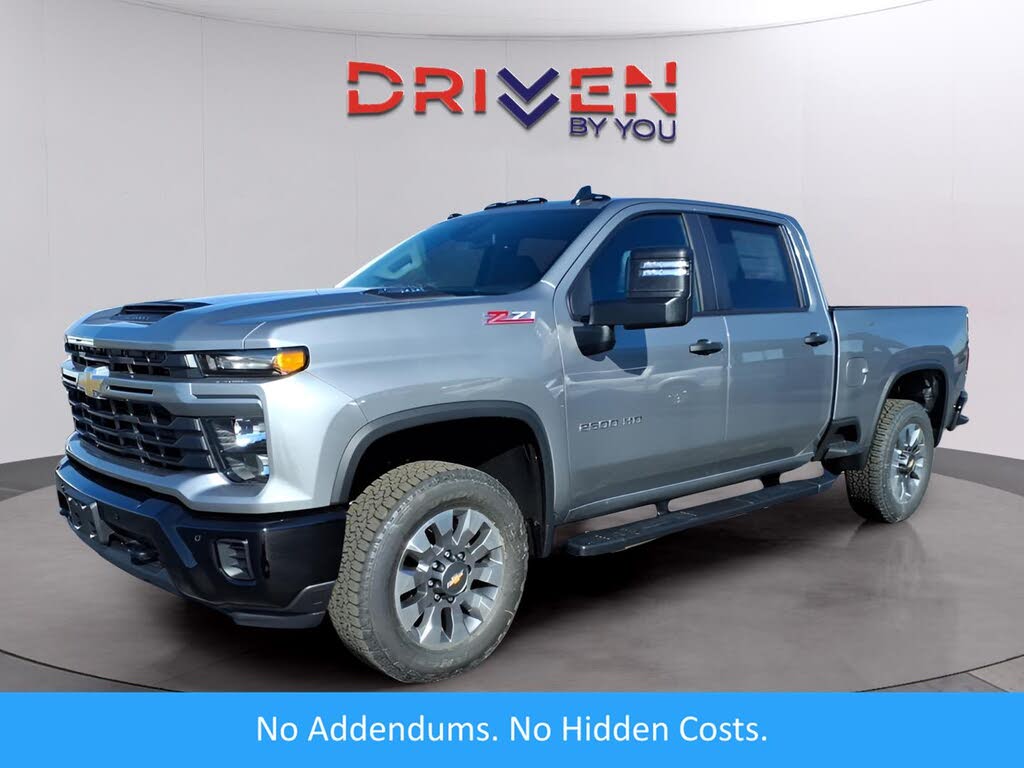 2026 Chevrolet Silverado 2500HD Custom Crew Cab 4WD