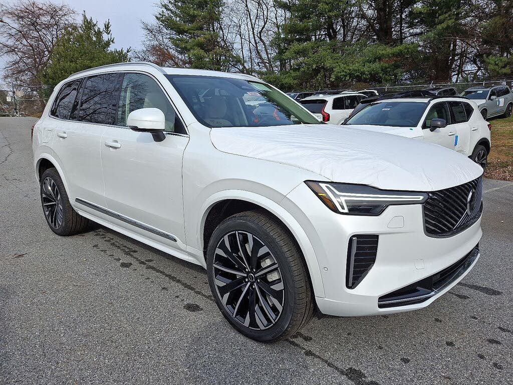 2026 Volvo XC90 B6 Ultra 7-Passenger AWD