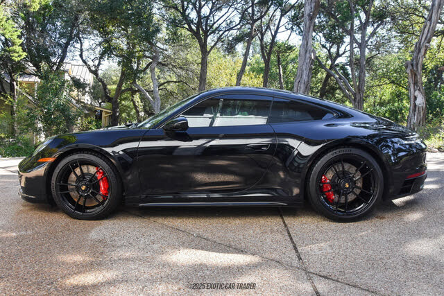 2024 Porsche 911 Carrera GTS Coupe RWD
