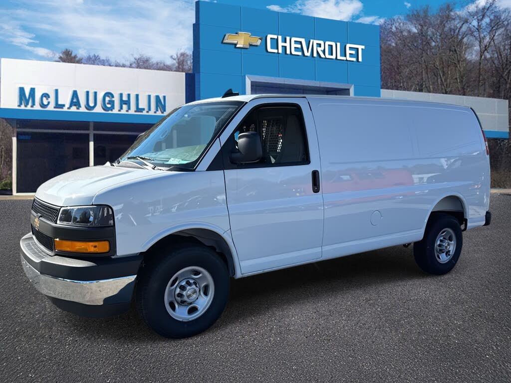 2025 Chevrolet Express Cargo 2500 RWD