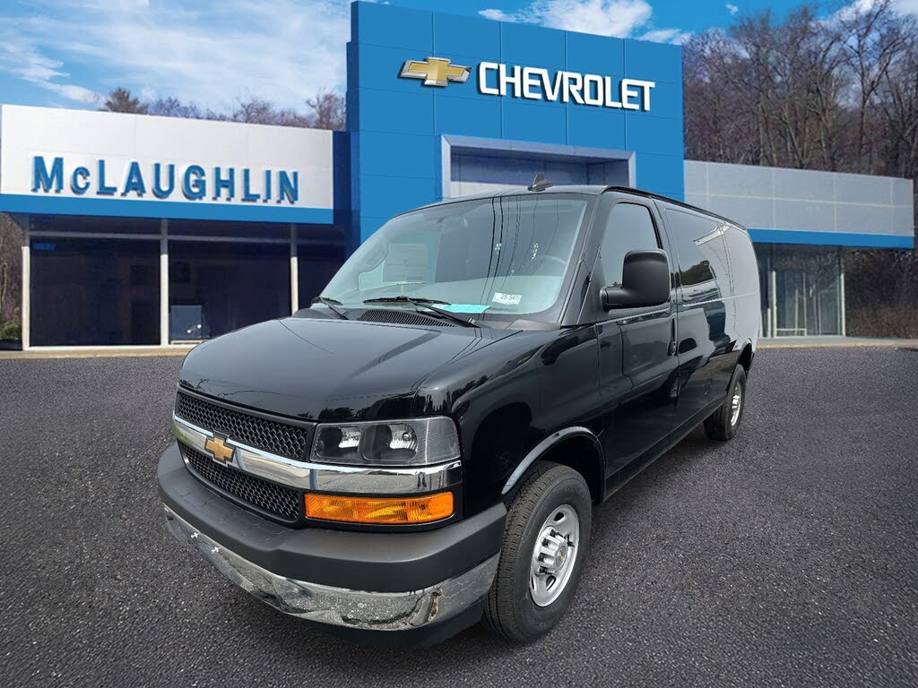 2025 Chevrolet Express Cargo 2500 RWD