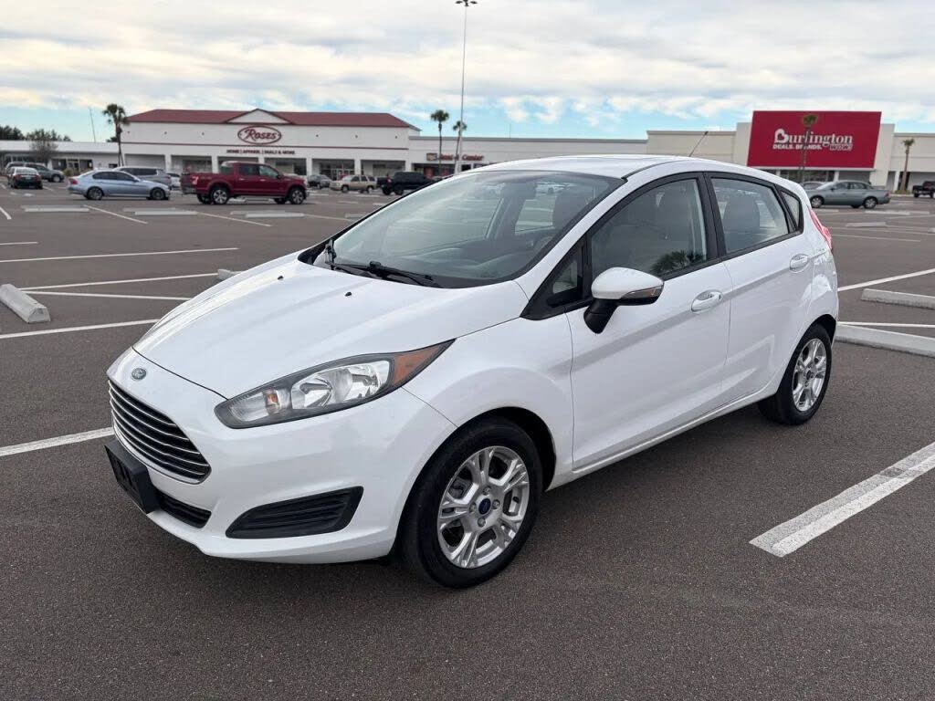 2016 Ford Fiesta SE Hatchback