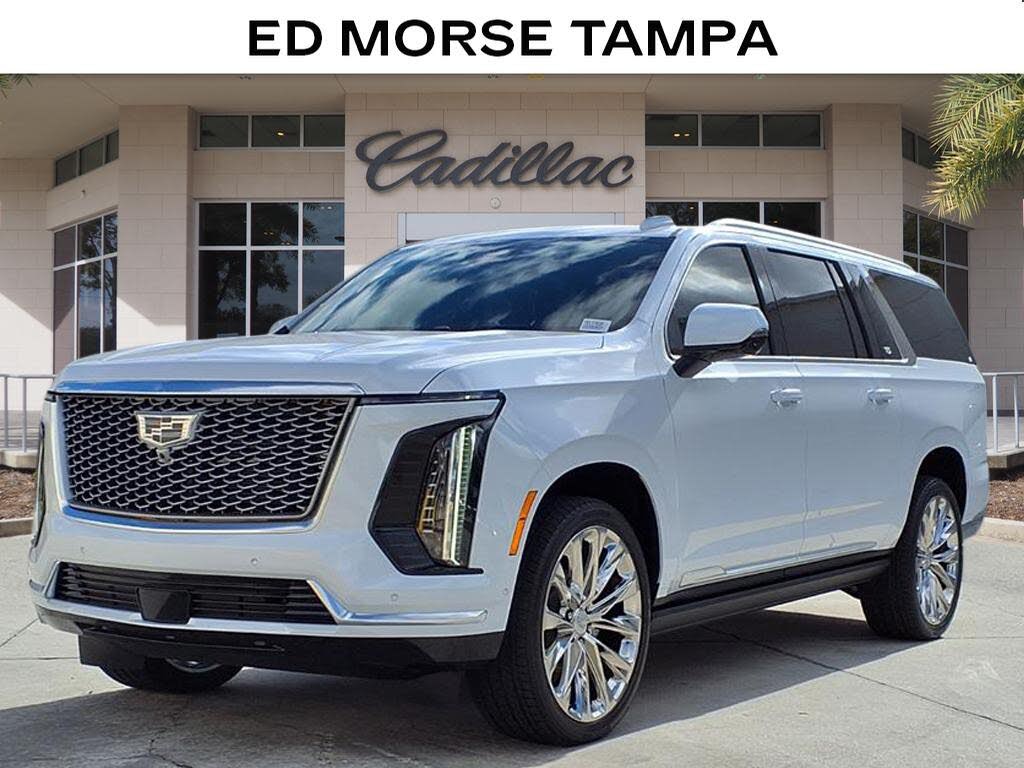 2026 Cadillac Escalade ESV Luxury 4WD