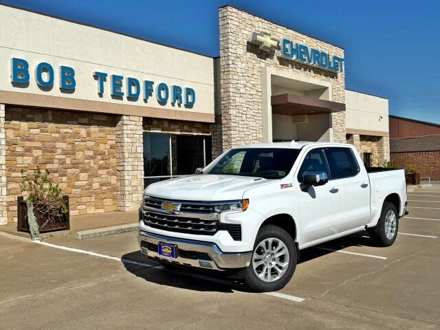 2026 Chevrolet Silverado 1500 LTZ Crew Cab 4WD