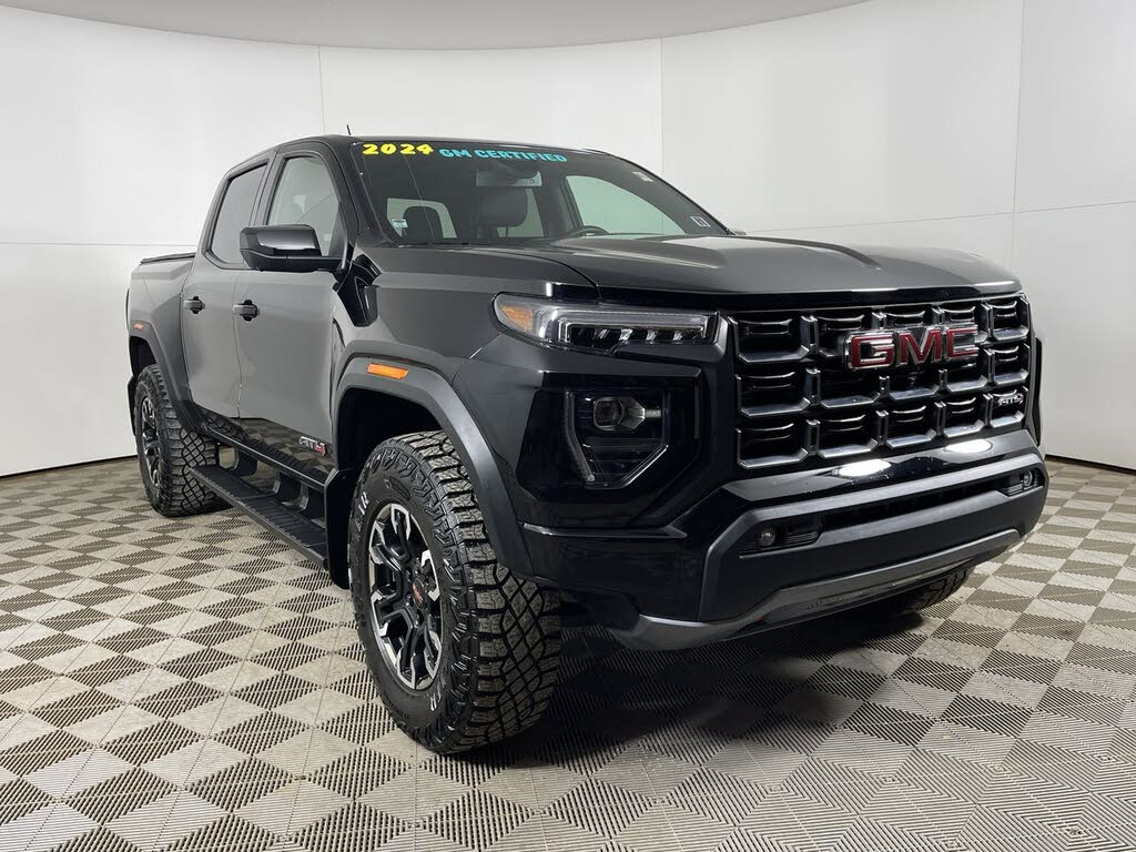 GMC Canyon AT4 Crew Cab 4WD 2024