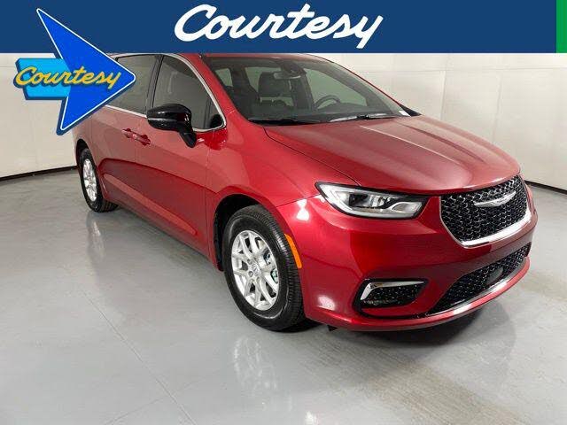 2026 Chrysler Pacifica Select FWD