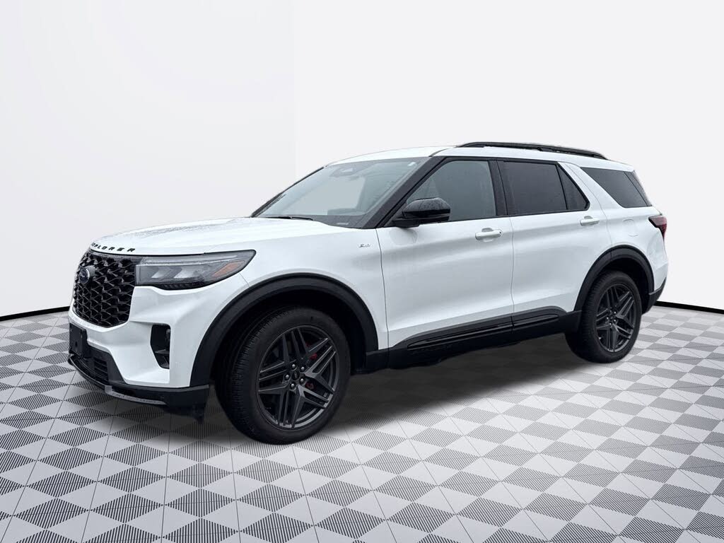 2025 Ford Explorer ST-Line AWD