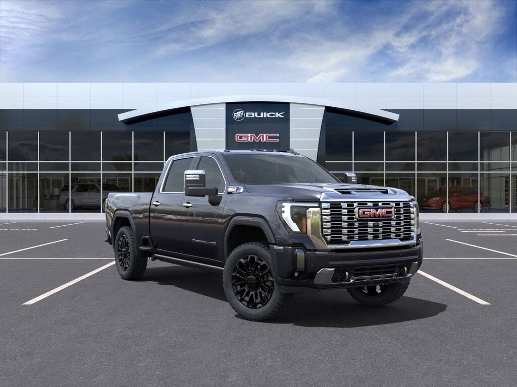 2025 GMC Sierra 2500HD Denali Crew Cab 4WD
