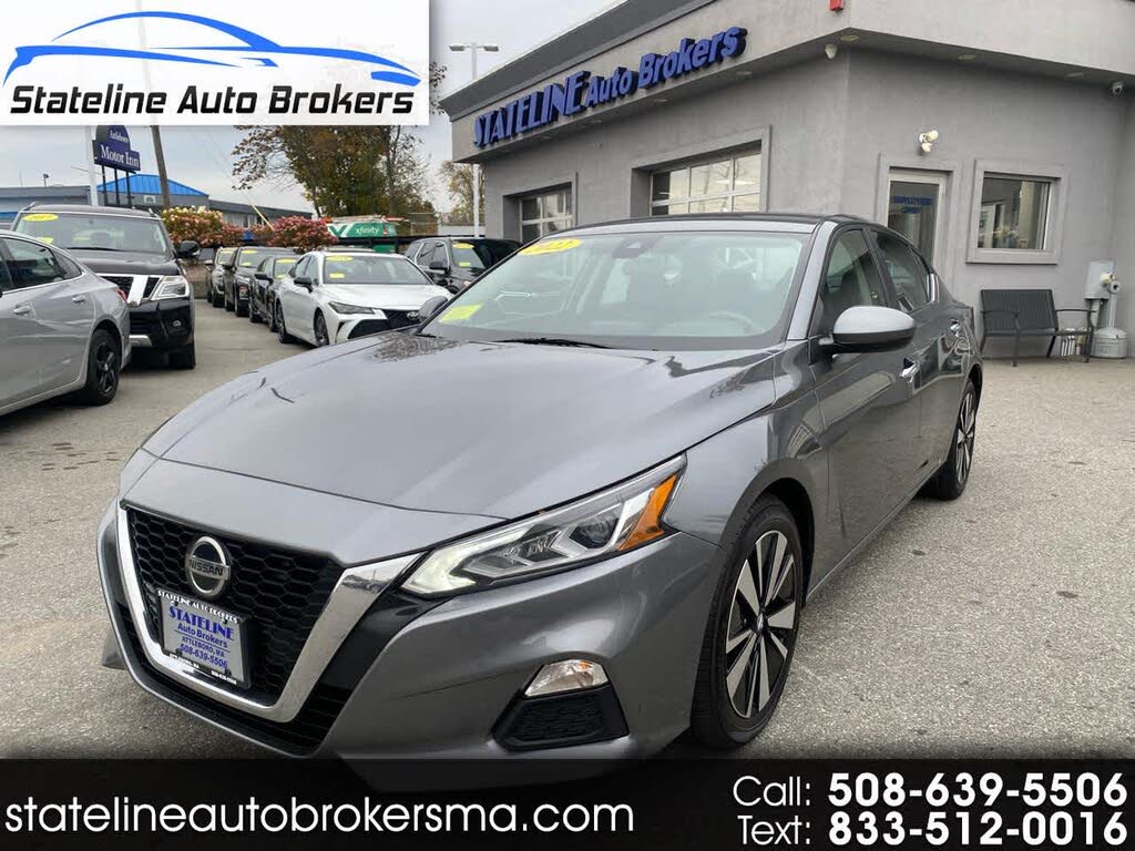 2022 Nissan Altima 2.5 SV FWD