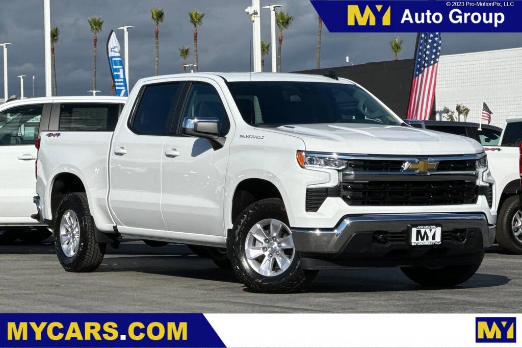 2026 Chevrolet Silverado 1500 LT Crew Cab 4WD