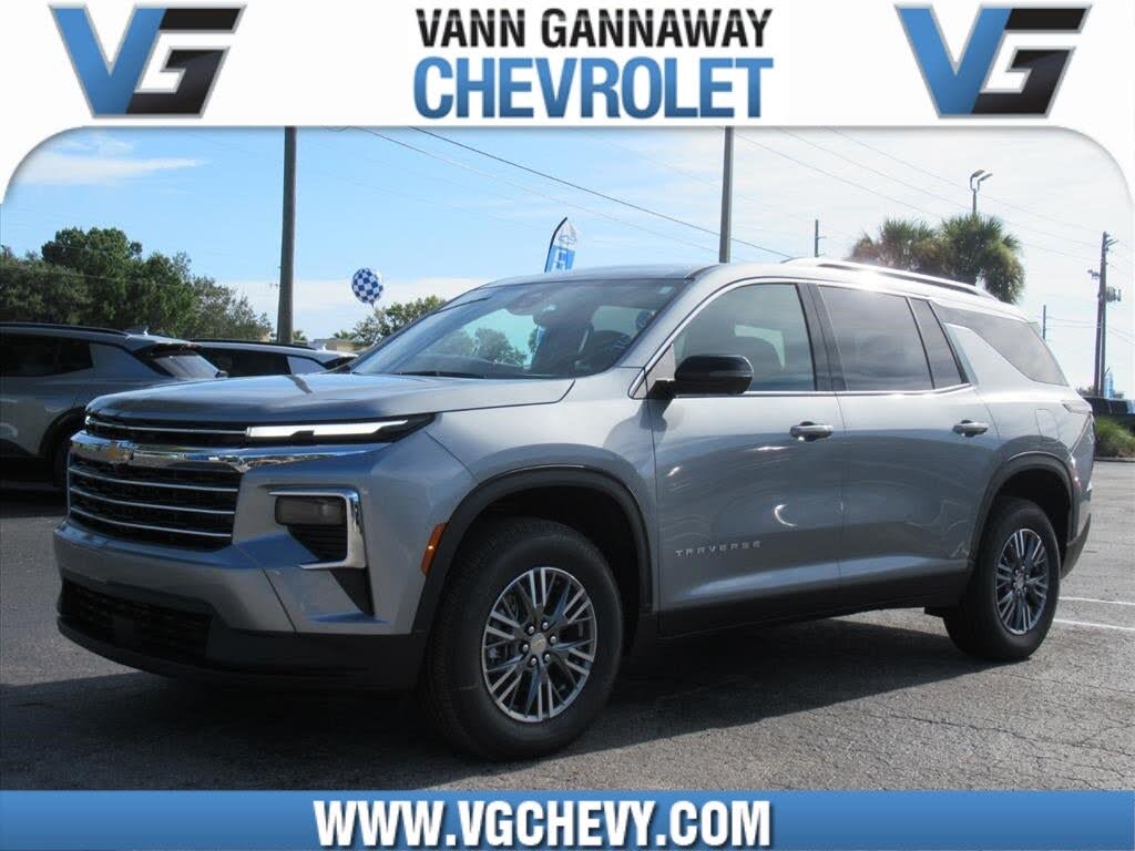 2026 Chevrolet Traverse LT FWD