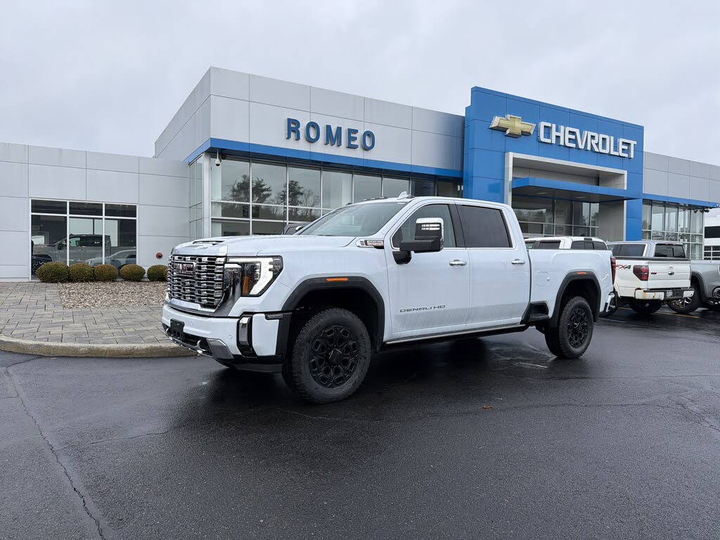 2026 GMC Sierra 3500HD Denali Crew Cab 4WD