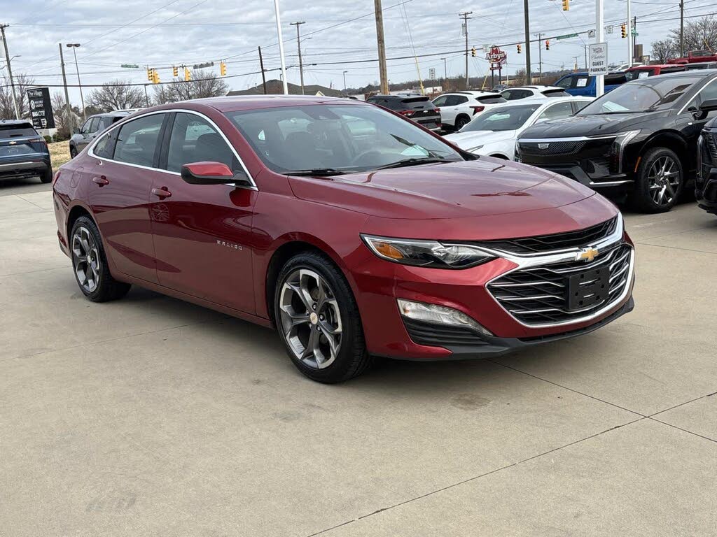 2024 Chevrolet Malibu LT with 1LT FWD
