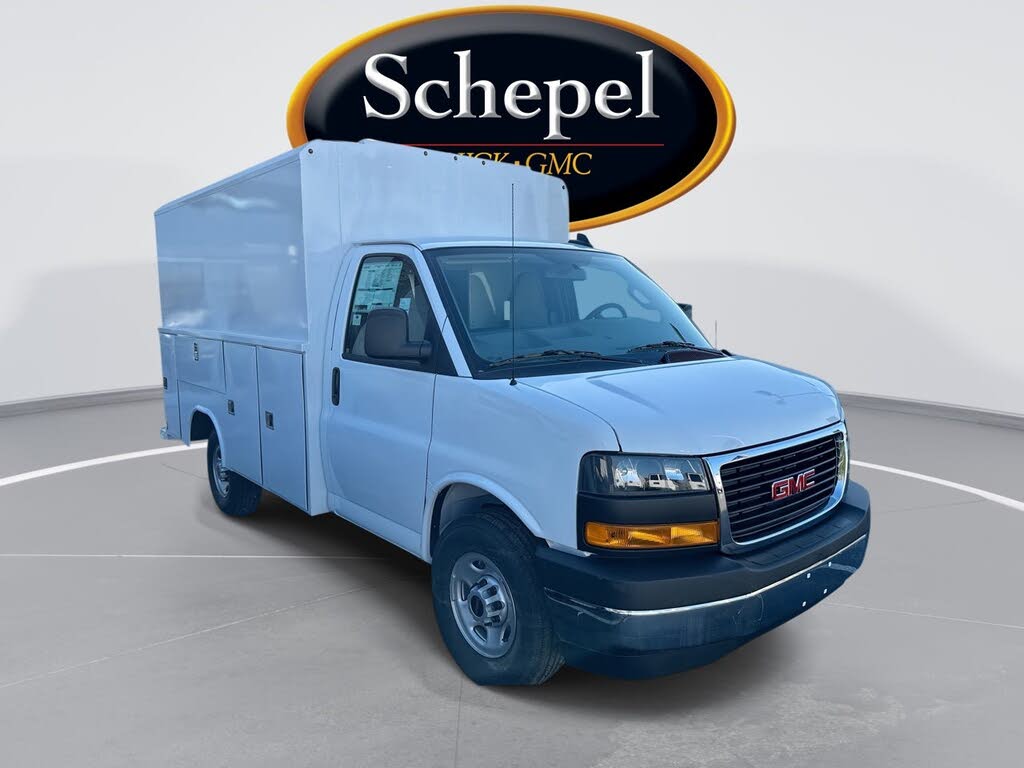 2025 GMC Savana Chassis 3500 139 Cutaway RWD