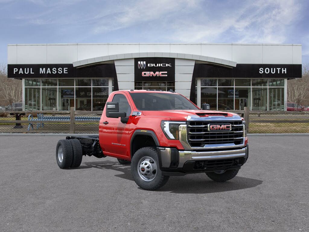 2025 GMC Sierra 3500HD Chassis Pro Regular Cab 4WD