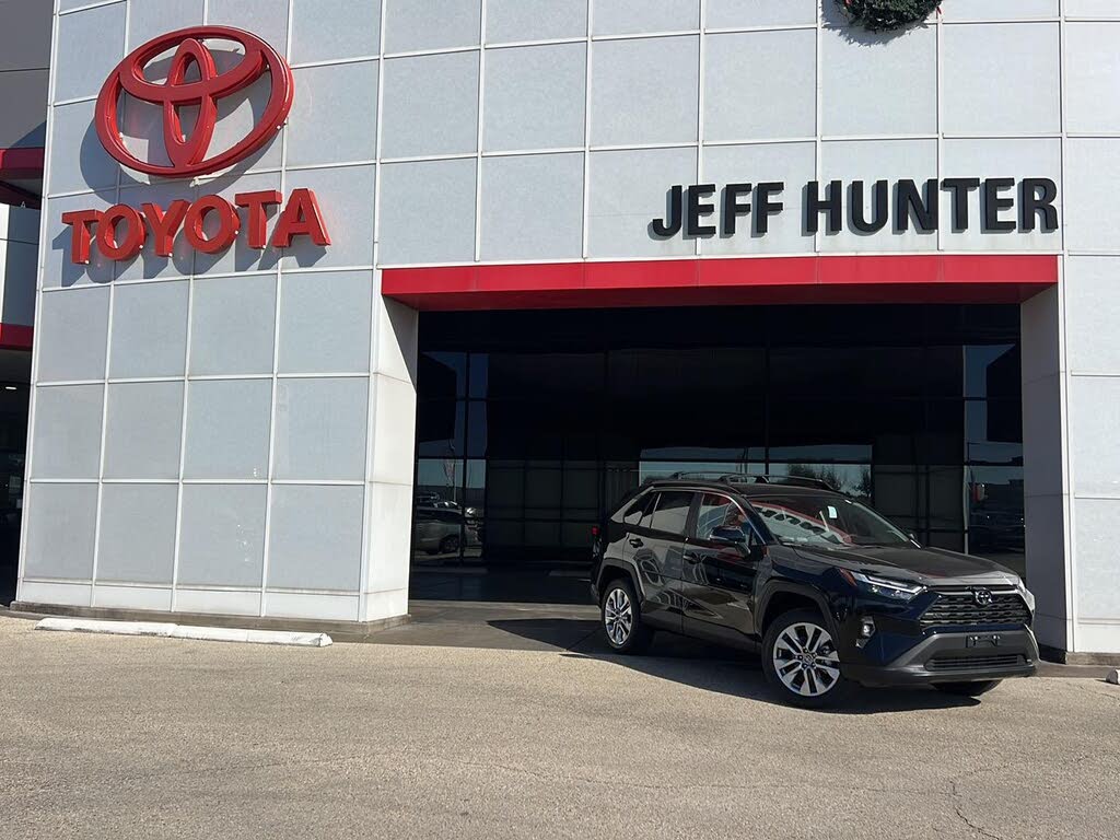 2025 Toyota RAV4 XLE Premium FWD