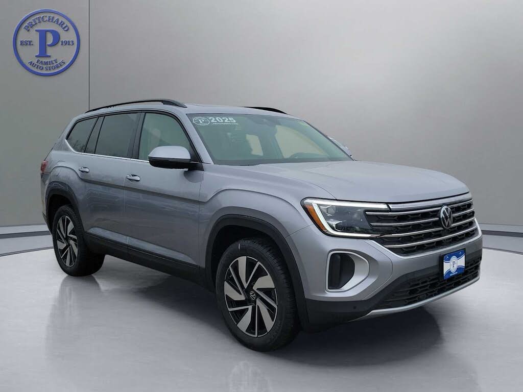 2025 Volkswagen Atlas SE 4Motion with Technology