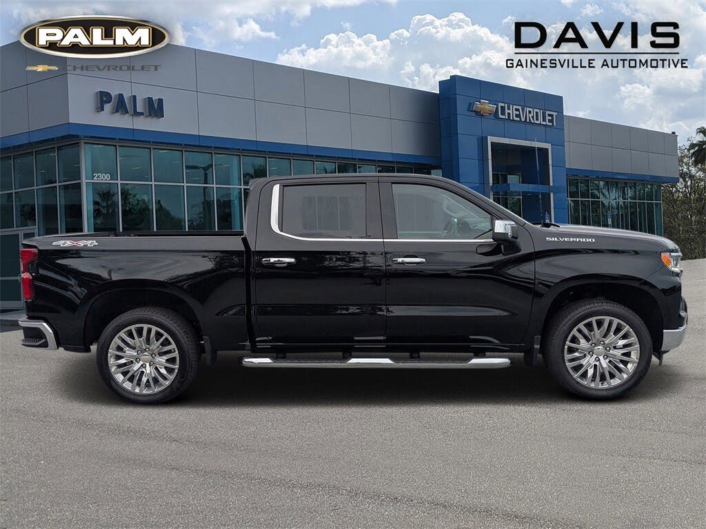 2025 Chevrolet Silverado 1500 LTZ Crew Cab 4WD