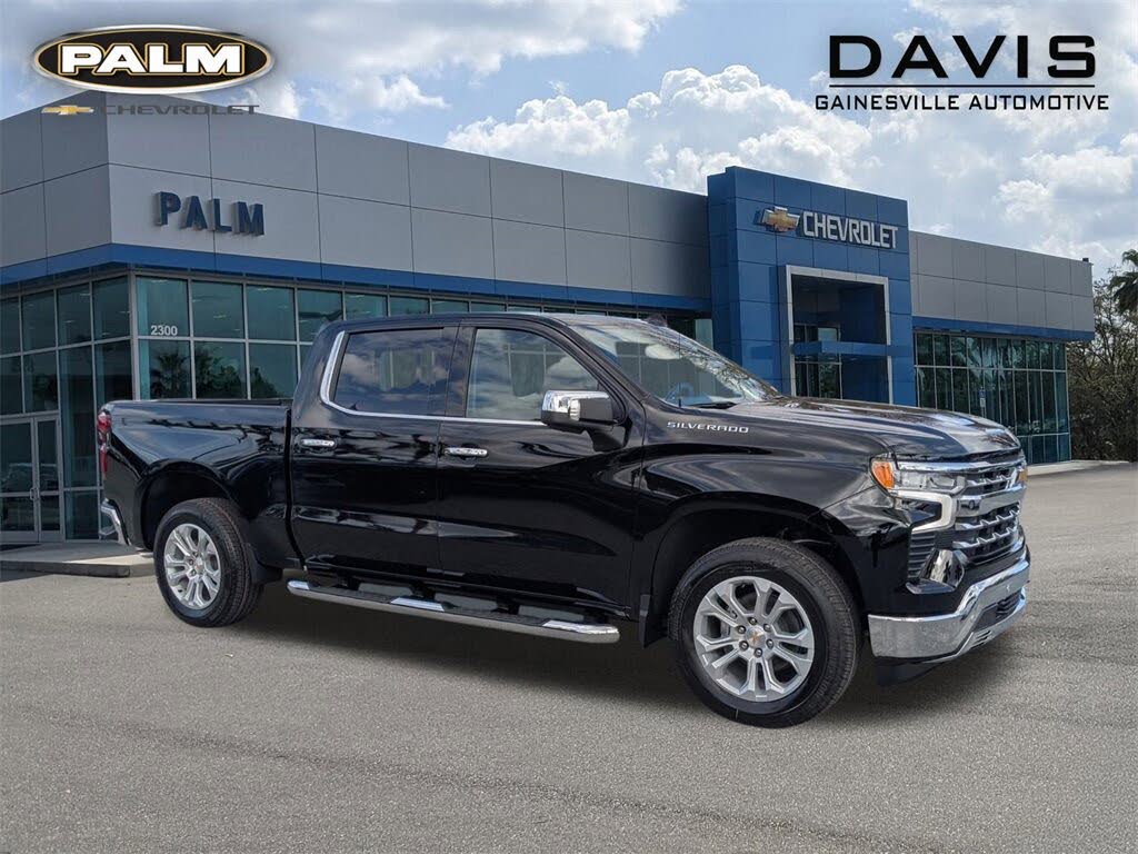 2026 Chevrolet Silverado 1500 LTZ Crew Cab RWD