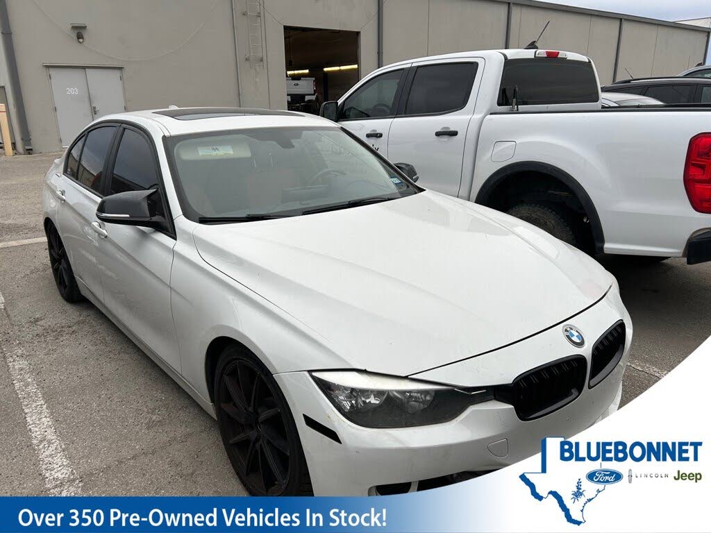 2014 BMW 3 Series 320i Sedan RWD