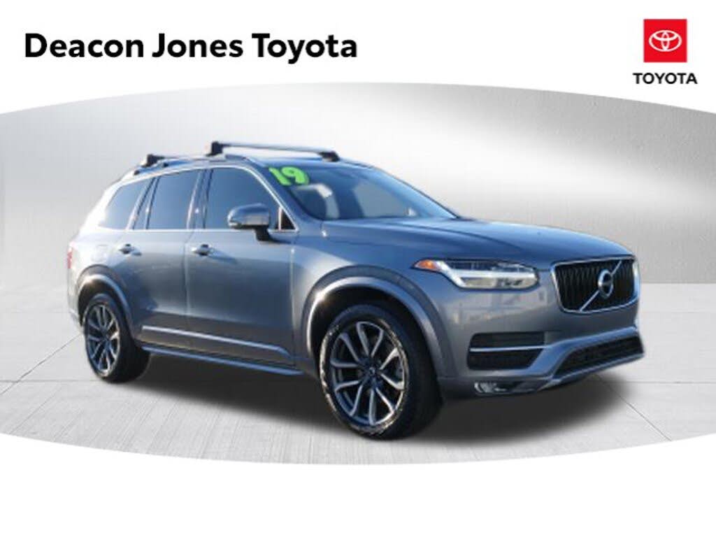 2019 Volvo XC90 T6 Momentum AWD